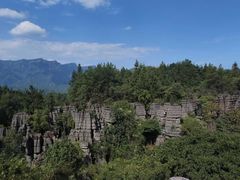 -梭布垭石林景区