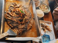 -辣尚瘾·烤鱼·新川菜(交大直营店)