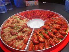 -肥肥虾庄·金牌油焖大虾(杨园滨江时代walk店)