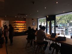 -星巴克(宁波东门银泰店)