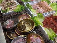 -尚品海鲜肥牛自助火锅(湖明店)