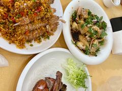 -鹏城人家海鲜酒家·23年老字号(较场尾店)