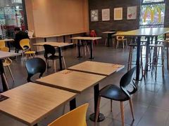 -麦当劳(石坝服务区店)