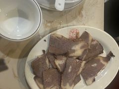 -粤潮牛肉火锅店(江南大道店)