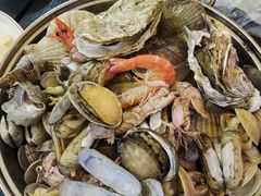-鑫渔港海鲜本地菜·山海关浑锅(东戴河店)