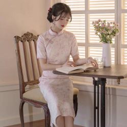 -租旗袍租礼服馆