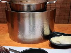 -独食火锅·半米屋台(直营总店)
