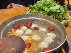 -吃饭皇帝大土家民族菜(正大广场店)