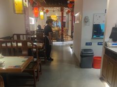 -春天里餐厅(西田城店)