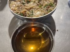 -正宗杨记普洱酸醋米线(总店)