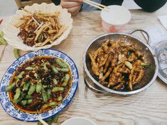 -江城燕子大排档(江汉路步行街店)