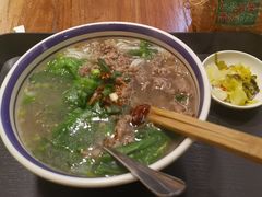 -云阿蛮云南生烫牛肉米线(奉贤路店)