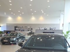 -上海永达奥诚奥迪4S店(申江路店)