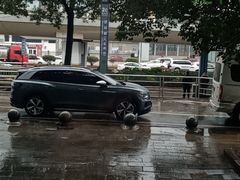 -优伢仕口腔(汽车西站店)