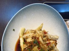 -川流不息·地道川菜·小龙虾(松东路店)