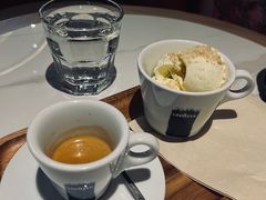 -LAVAZZA拉瓦萨咖啡(中航城君尚购物中心店)