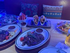 -Famous肥猫墨西哥音乐餐吧(五棵松华熙LIVE店)