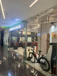 -老男孩男士理容馆·理发·烫染·修面