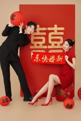 -樱花婚纱摄影