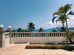 -芽庄日出海滩水疗酒店