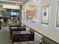 -聚德华天护国寺小吃(甜水园店)
