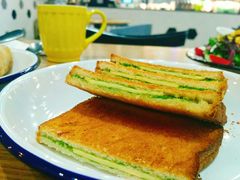 咖椰吐司-HELLO 27 意面·沙拉·帕尼尼