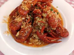 -捌贰虾蟹·江湖菜馆(江汉路店)