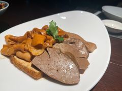 卤水鹅肝拼鹅肠-潮舍(环球金融中心店)