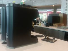 -星巴克臻选(深圳龙华红山天虹店)