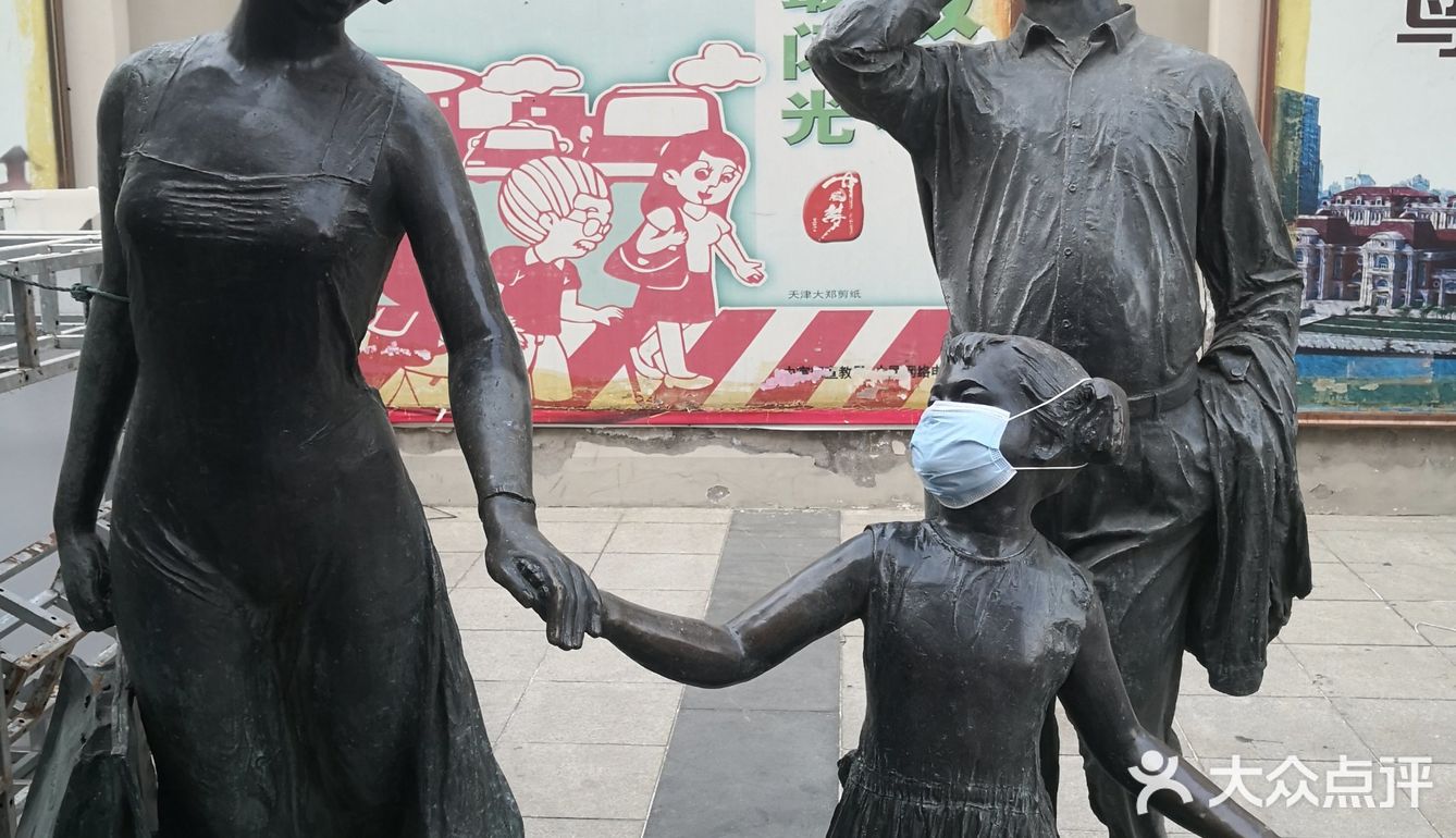 几个月时间，从门庭若市到零零散散的客流，以及一些关门