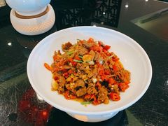 小炒黄牛肉-湖锦酒楼·32年地道湖北菜(光谷店)