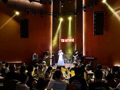 -TZ House音乐现场(来福士中心店)