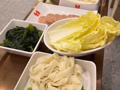 -七欣天香辣蟹火锅(闵行浦江欢乐颂店)