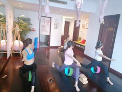 -Yvon yoga 瑜伽·精准体态管理中心