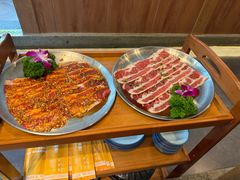 -明洞阿姨·韩式酱蟹烤肉·创意料理(三元桥店)