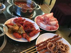 -新艺自助美食城(中山路店)