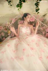 -青禾蒙娜丽莎婚纱摄影(武汉总店)