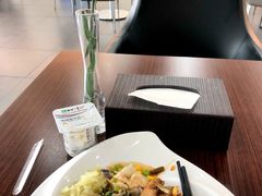 -上海星瀚奔驰4S店(红柳路店)