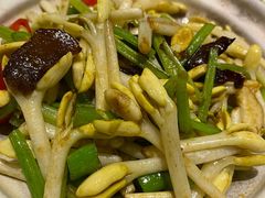 爆炒花生芽-宋庄魁元艺术餐厅