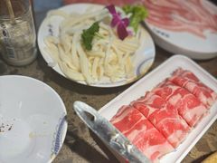 -Xiao Long Kan Hotpot Sydney 小龙坎老火锅