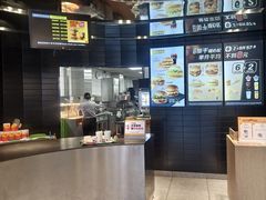 -麦当劳(台州路桥DT店)