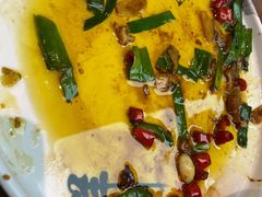 -有红鸡毛店·川菜(建设路店)