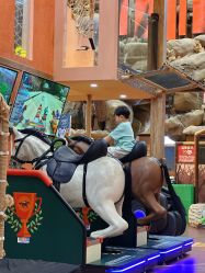 -卡通尼·Safari非洲探索乐园·生日会(金桥国际商业广场店)