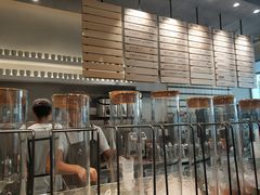 -喜茶(上海打浦桥日月光gelato lab+店)