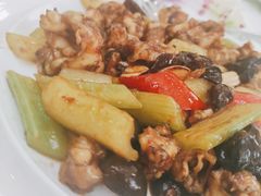 -天鲜阁·海鲜粤菜·33年老字号(石槎白云站店)
