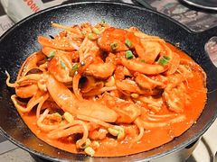 -蚂蚁洞·烤肉大营地(上海静安大悦城店)