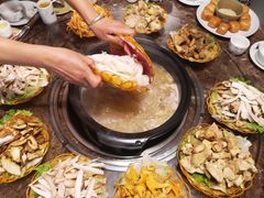 -易门野生菌府·菌海森林(月牙潭公园店)