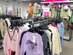 -唯品会(北京国瑞城店)