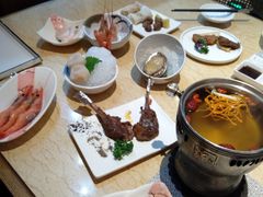 -雍和会海鲜姿造自助(湖东路店)
