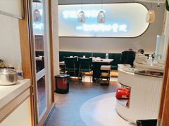 -三人行骨头王火锅(长寿店)